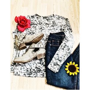 🦋Grey camo sheer shirt Longsleeve womans